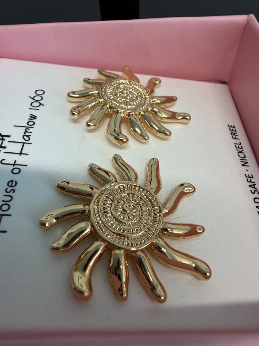 House of Harlow 1960 | Radiant Celestial Sunburst Statement Earrings - Picture 5 of 8